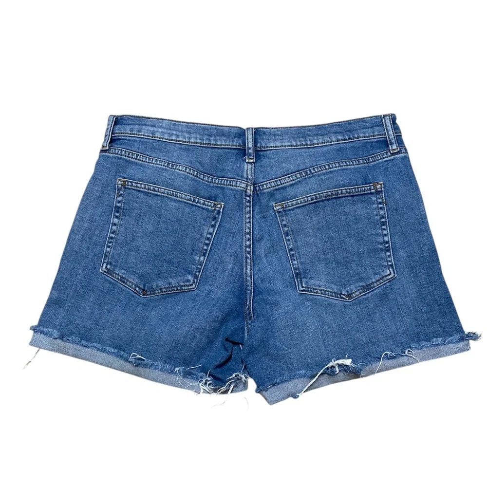 Gap 5” Jean Shorts Women’s 30 Distressed Casual Denim Cut Offs Raw Hem